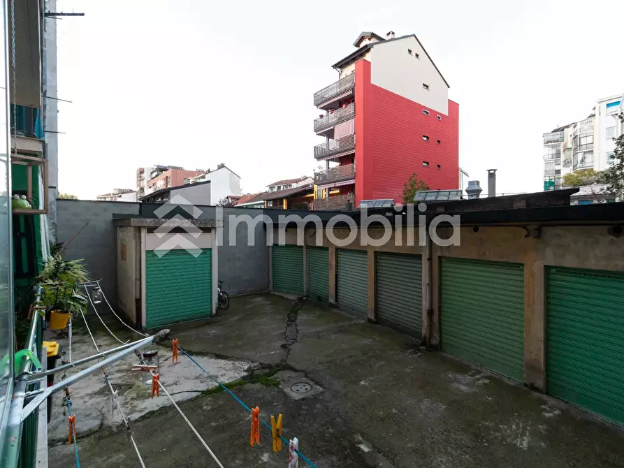 Immagine 11 di Appartamento in vendita  in Morozzo 27 a Torino