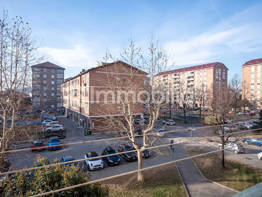 Immagine 9 di Appartamento in vendita  in Via Buriasco 1 a Torino