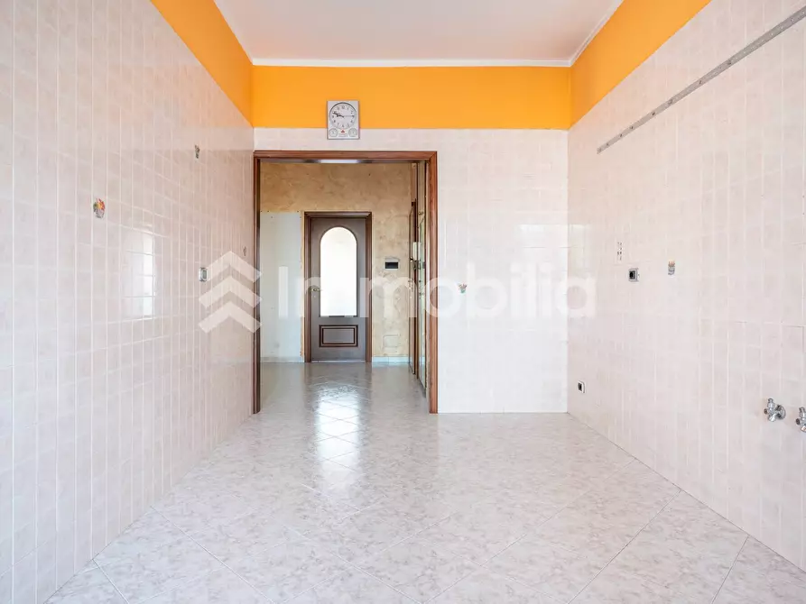 Immagine 13 di Appartamento in vendita  in Via Buriasco 1 a Torino