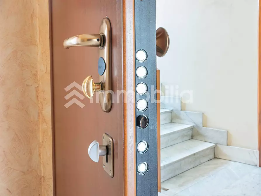 Immagine 16 di Appartamento in vendita  in Via Buriasco 1 a Torino