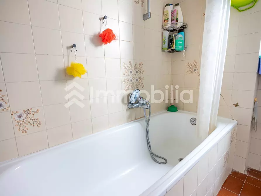 Immagine 18 di Appartamento in vendita  in Via Eugenio Barsanti 5 a Torino