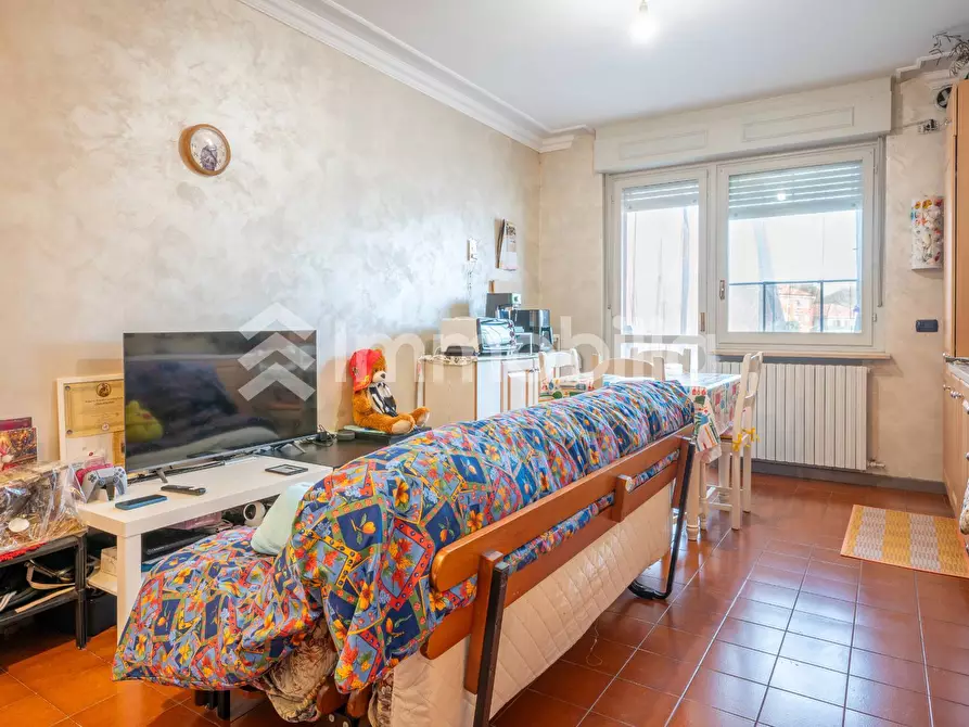 Immagine 4 di Appartamento in vendita  in Via Eugenio Barsanti 5 a Torino