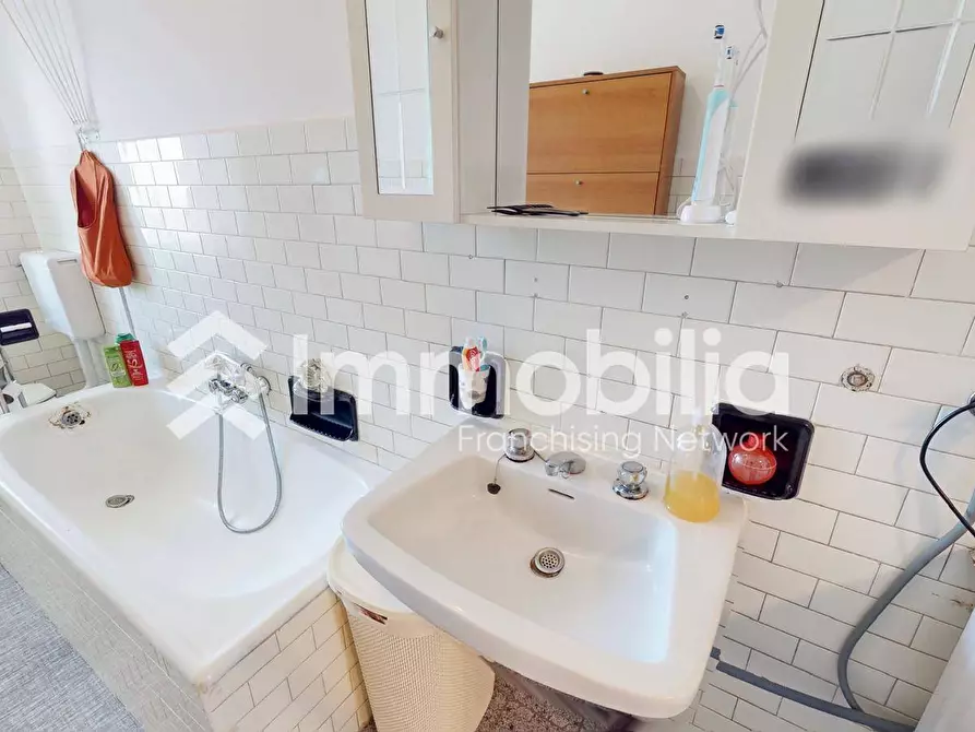 Immagine 14 di Appartamento in vendita  in piazza 1°maggio 10 a Grugliasco