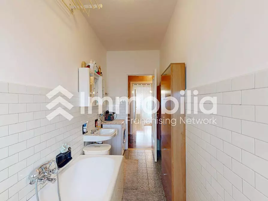 Immagine 16 di Appartamento in vendita  in piazza 1°maggio 10 a Grugliasco