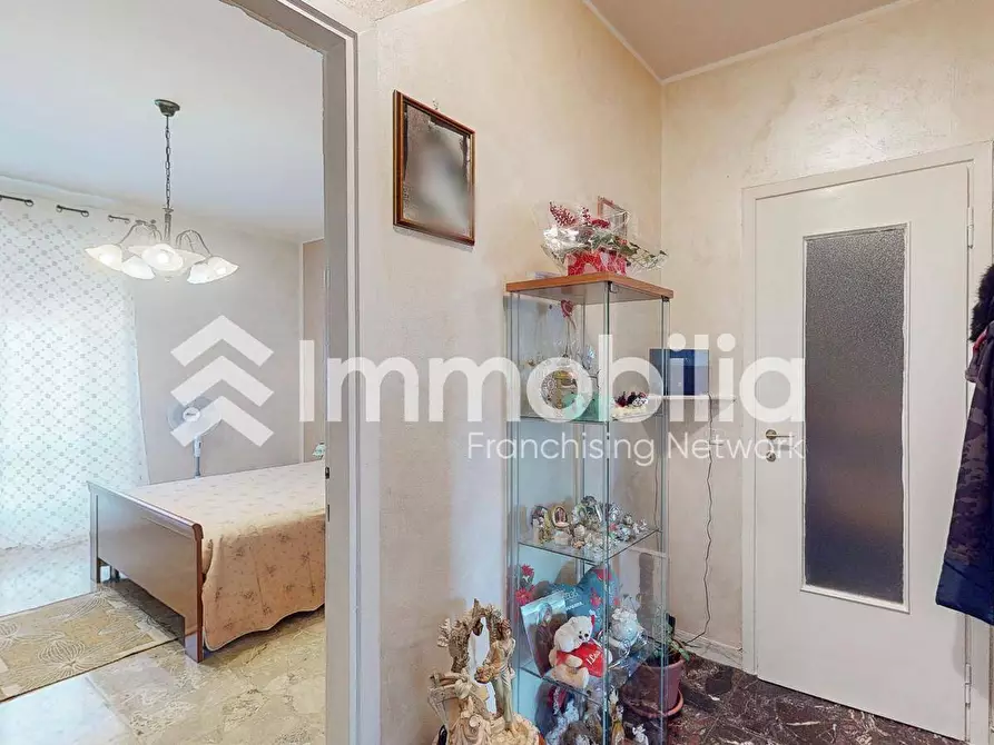 Immagine 8 di Appartamento in vendita  in piazza 1°maggio 10 a Grugliasco