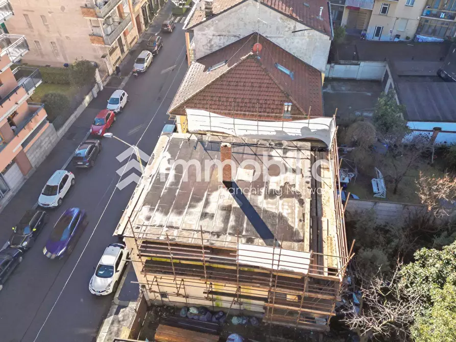 Immagine 8 di Villa in vendita  in Via Rovereto 76 a Torino