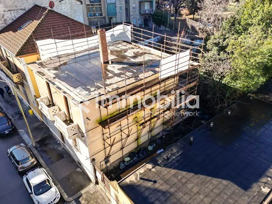 Immagine 9 di Villa in vendita  in Via Rovereto 76 a Torino