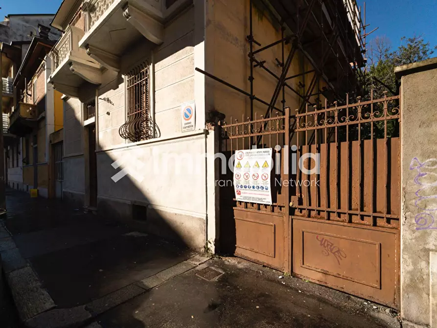 Immagine 15 di Villa in vendita  in Via Rovereto 76 a Torino