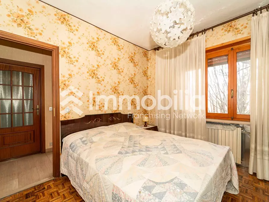 Immagine 5 di Villa in vendita  in Frazione Caserme 65 a Villar Perosa