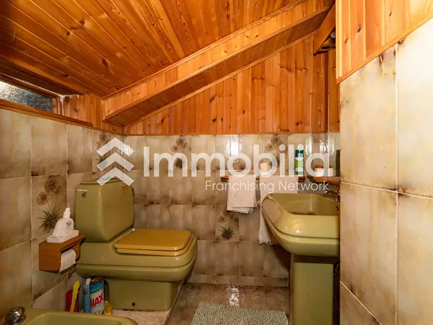 Immagine 22 di Villa in vendita  in Frazione Caserme 65 a Villar Perosa