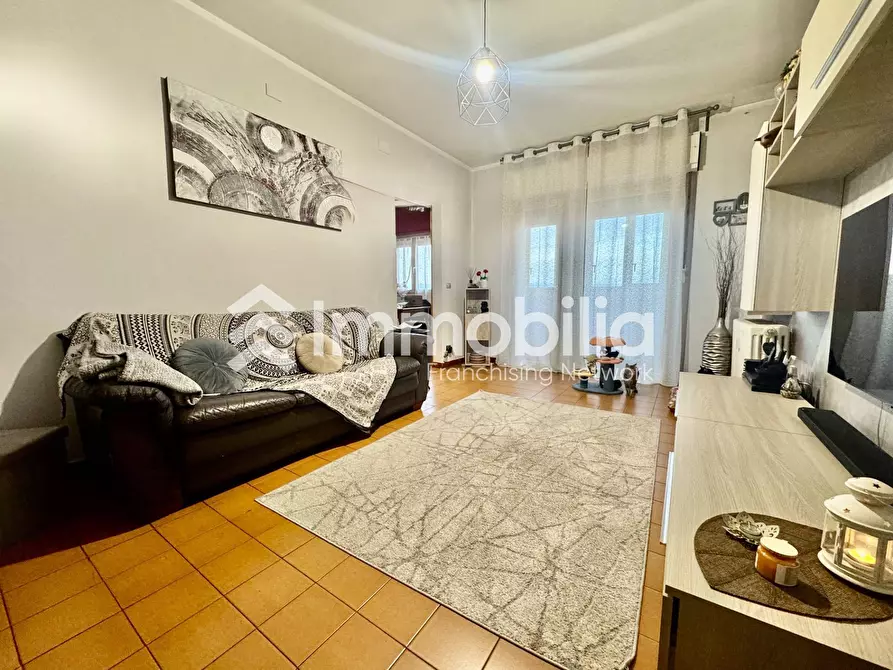 Immagine 2 di Appartamento in vendita  in via ivrea 29 a Torino