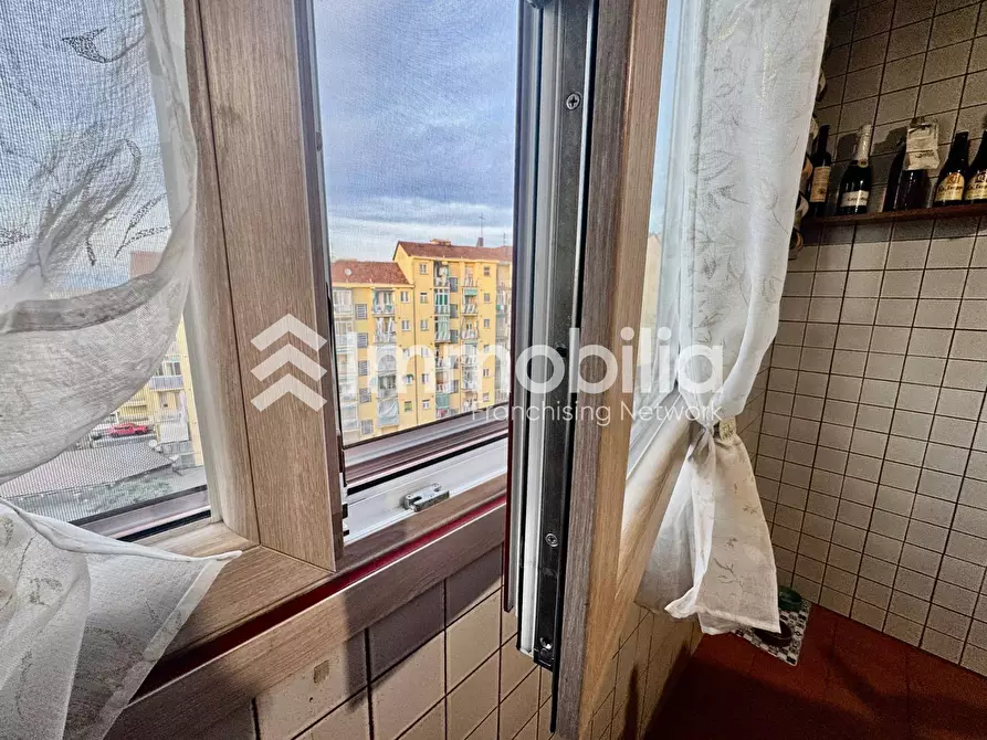 Immagine 10 di Appartamento in vendita  in via ivrea 29 a Torino