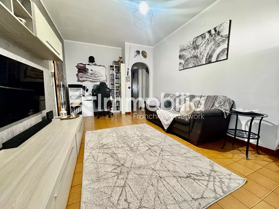 Immagine 5 di Appartamento in vendita  in via ivrea 29 a Torino