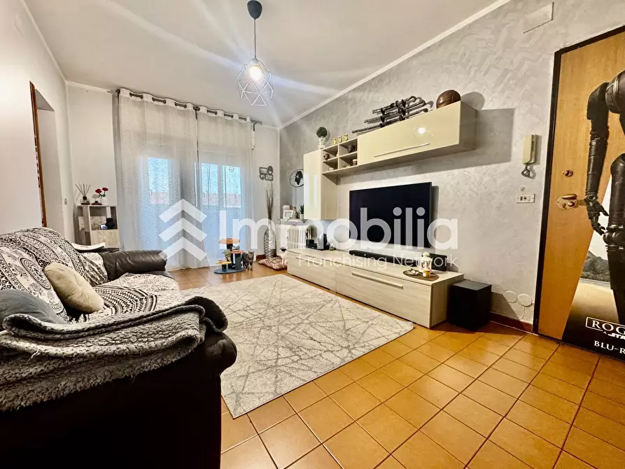 Immagine 3 di Appartamento in vendita  in via ivrea 29 a Torino