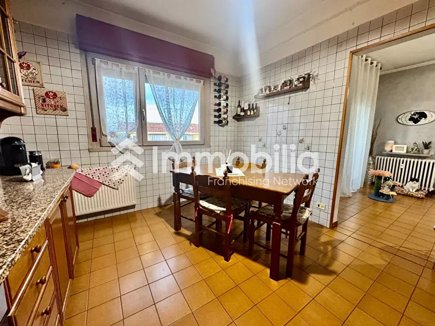 Immagine 7 di Appartamento in vendita  in via ivrea 29 a Torino