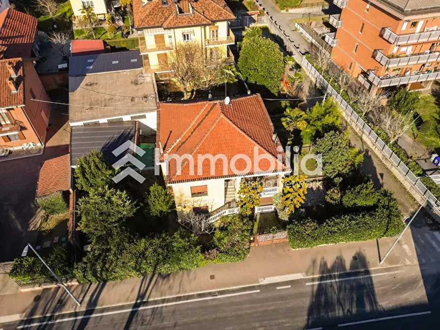 Immagine 71 di Villa in vendita  in Strada Genova 183 a Moncalieri