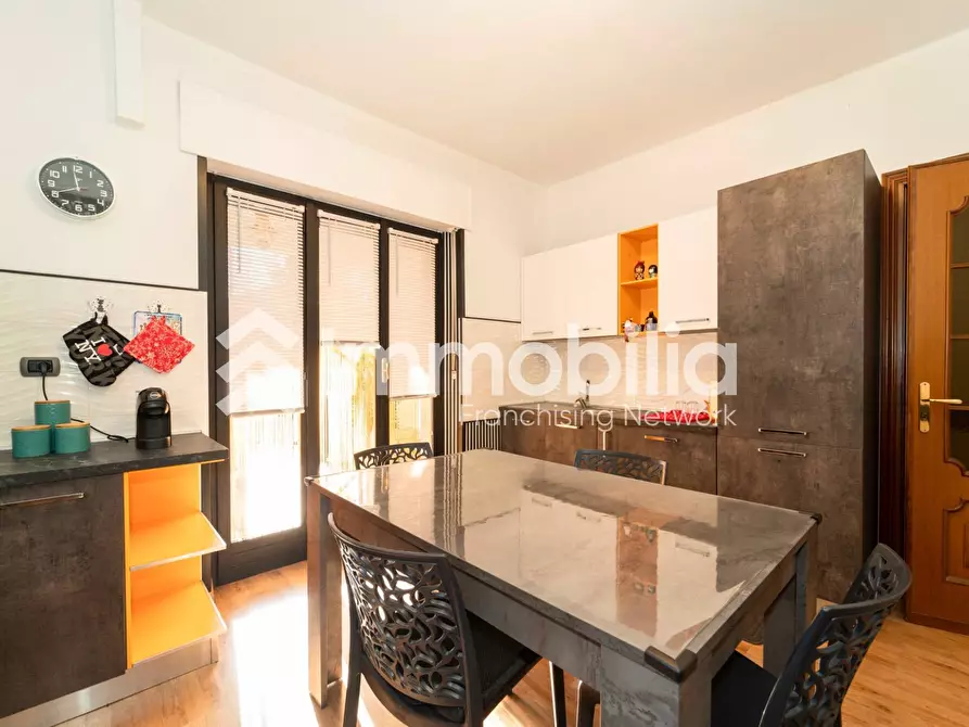 Immagine 4 di Villa in vendita  in Strada Genova 183 a Moncalieri