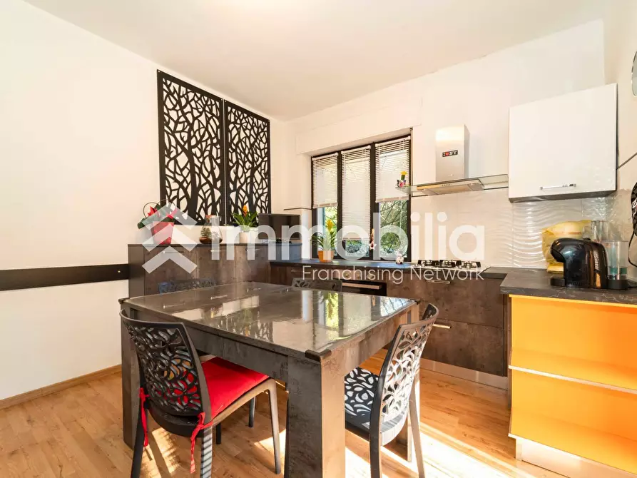 Immagine 5 di Villa in vendita  in Strada Genova 183 a Moncalieri