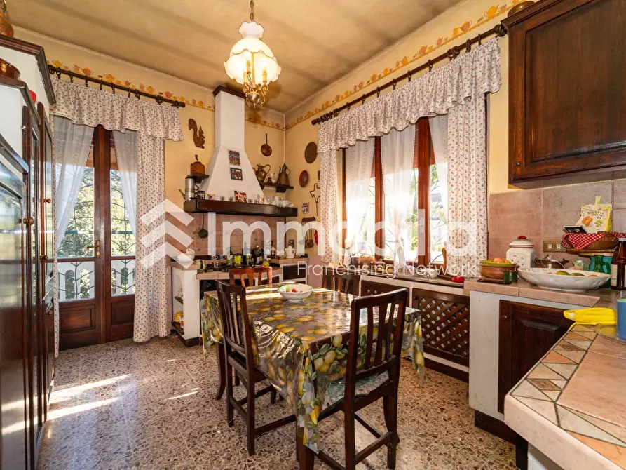 Immagine 18 di Villa in vendita  in Strada Genova 183 a Moncalieri