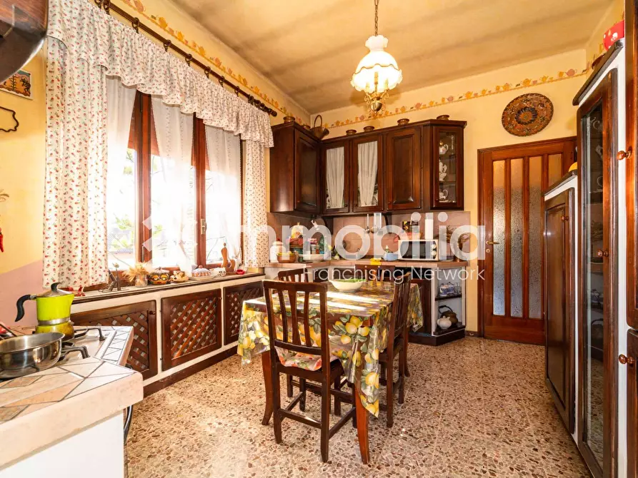 Immagine 20 di Villa in vendita  in Strada Genova 183 a Moncalieri