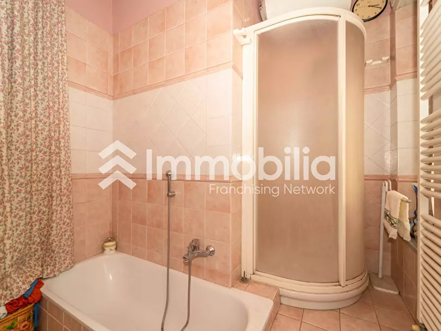 Immagine 23 di Villa in vendita  in Strada Genova 183 a Moncalieri