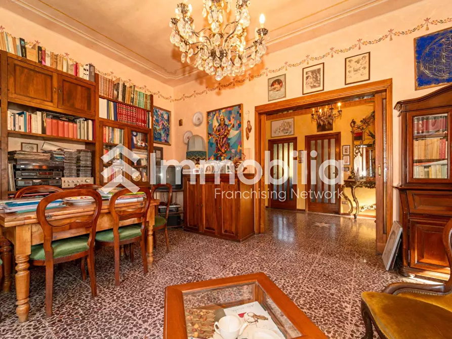 Immagine 34 di Villa in vendita  in Strada Genova 183 a Moncalieri