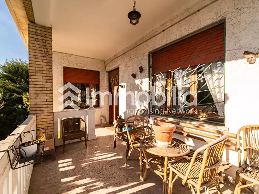 Immagine 45 di Villa in vendita  in Strada Genova 183 a Moncalieri