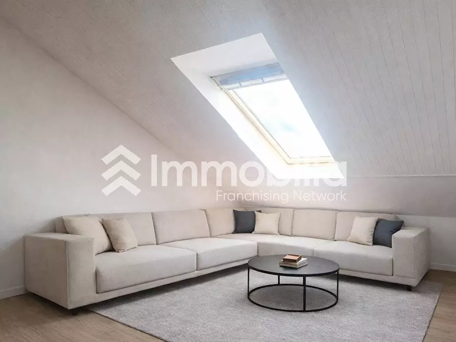 Immagine 5 di Appartamento in vendita  in Via Guido Reni 111 a Torino