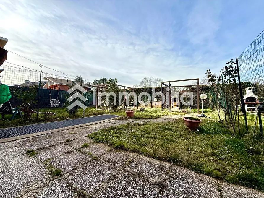 Immagine 15 di Appartamento in vendita  in Via Pateri 14/8 a Nichelino