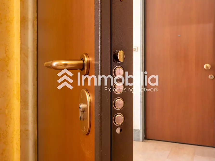 Immagine 33 di Appartamento in vendita  in corso rosselli 91 a Torino