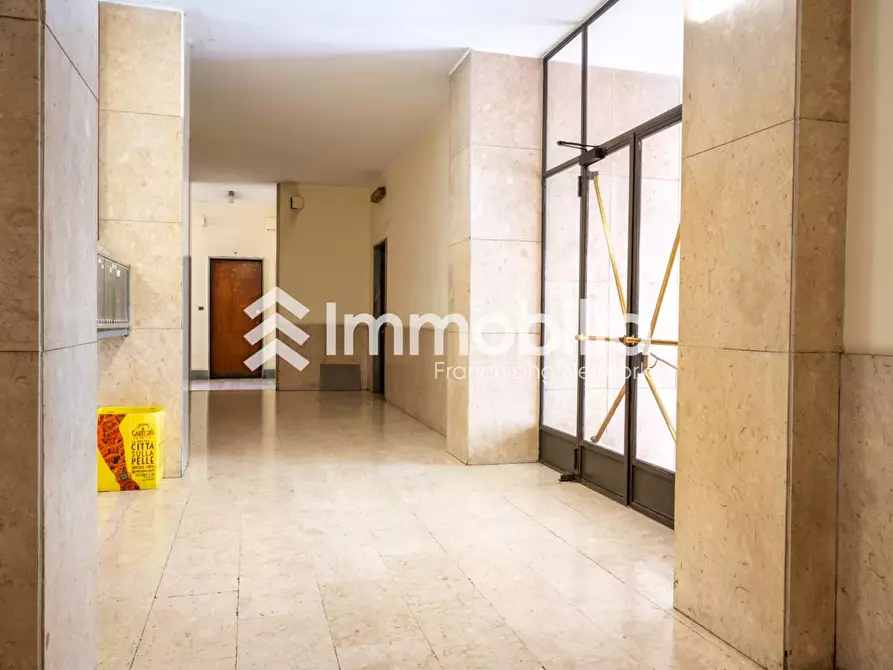 Immagine 37 di Appartamento in vendita  in corso rosselli 91 a Torino