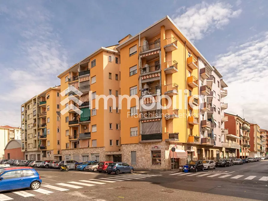 Immagine 1 di Appartamento in vendita  in Via Somalia 39 a Moncalieri