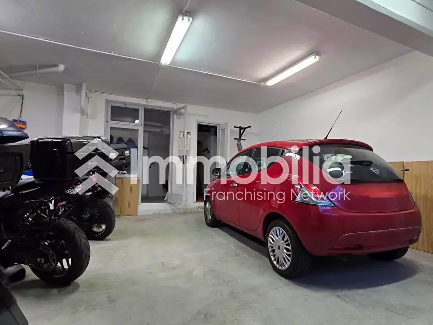 Immagine 6 di Box auto in vendita  in Via Carru' 15 a Torino