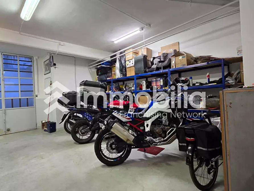 Immagine 8 di Box auto in vendita  in Via Carru' 15 a Torino