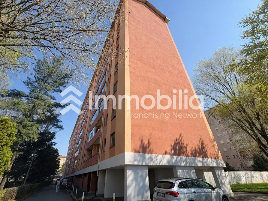 Immagine 24 di Appartamento in vendita  in Strada Del Drosso 164 a Torino