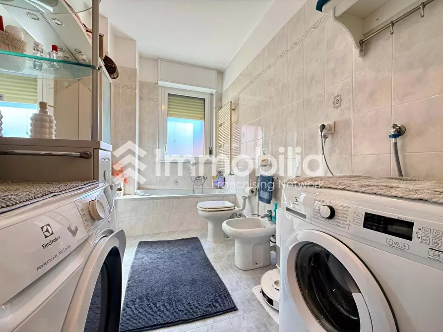 Immagine 35 di Appartamento in vendita  in Viale Kennedy a Nichelino