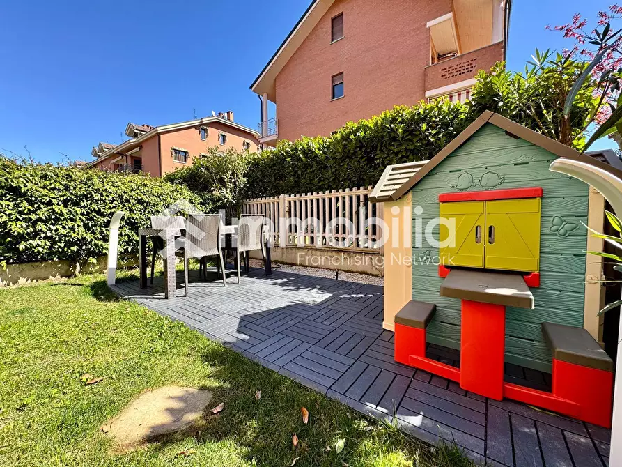 Immagine 28 di Appartamento in vendita  in Viale Kennedy a Nichelino