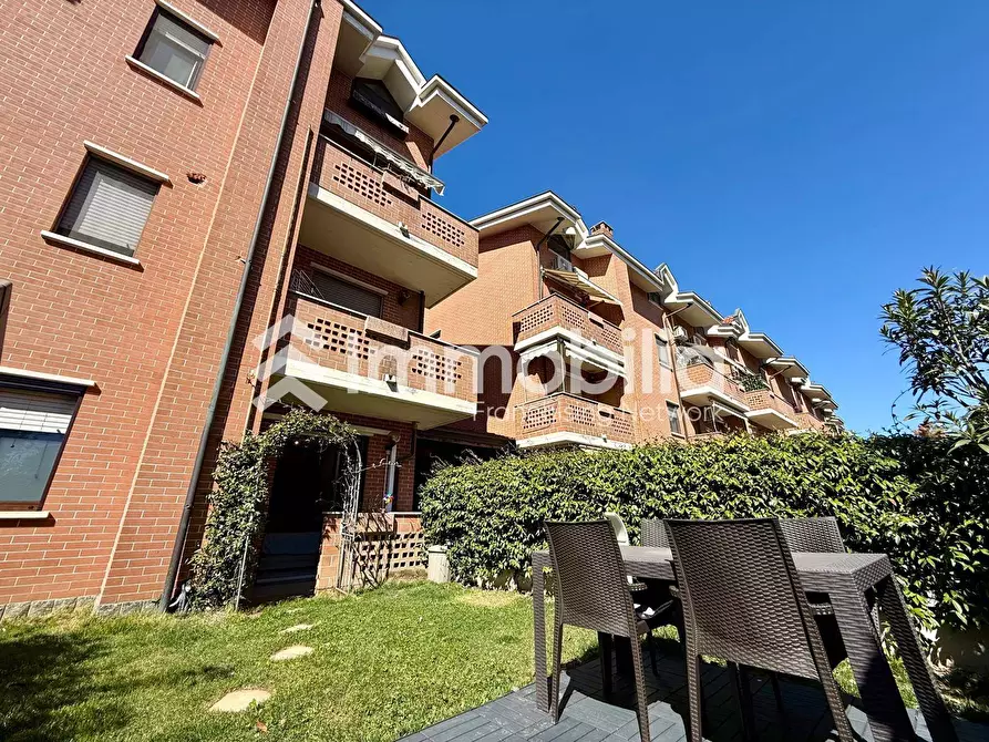 Immagine 2 di Appartamento in vendita  in Viale Kennedy a Nichelino