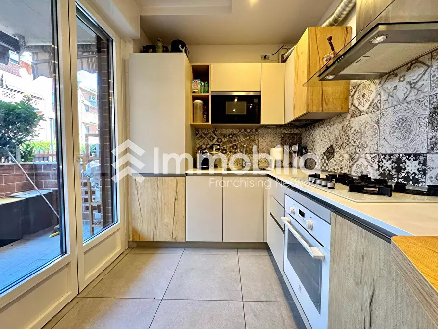 Immagine 12 di Appartamento in vendita  in Viale Kennedy a Nichelino