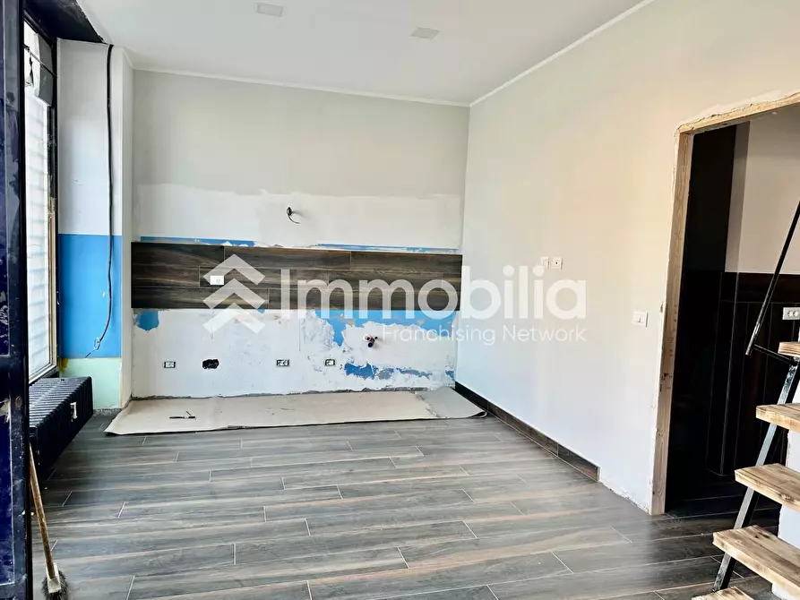 Immagine 2 di Appartamento in vendita  in PIAZZA BASILICATA 6 a Torino