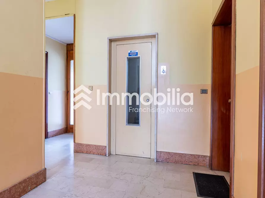 Immagine 32 di Appartamento in vendita  in CORSO TIRRENO 382 a Grugliasco