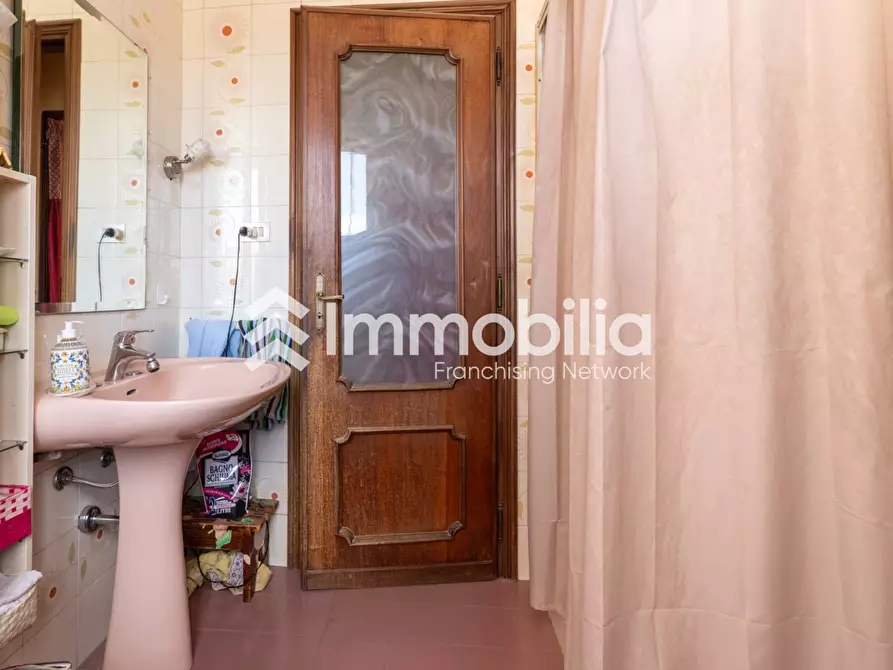 Immagine 27 di Appartamento in vendita  in Via Barnaba Panizza 8 a Torino