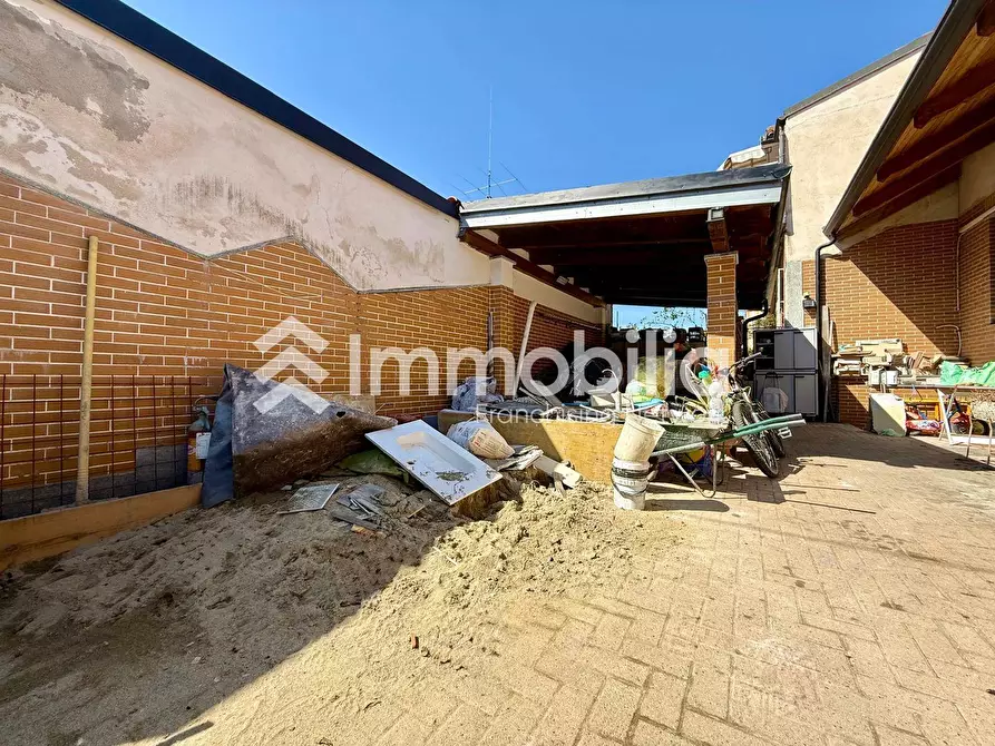 Immagine 3 di Casa indipendente in vendita  in Via degli Alleati a Nichelino