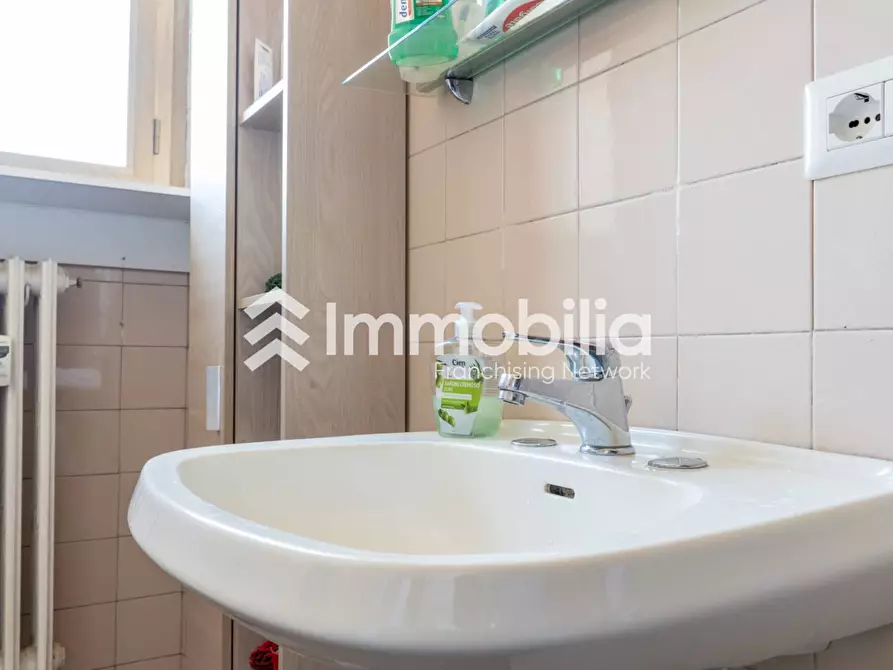 Immagine 16 di Appartamento in vendita  in Via Borriana 7 a Torino