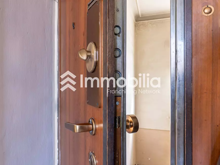 Immagine 17 di Appartamento in vendita  in Via Borriana 7 a Torino