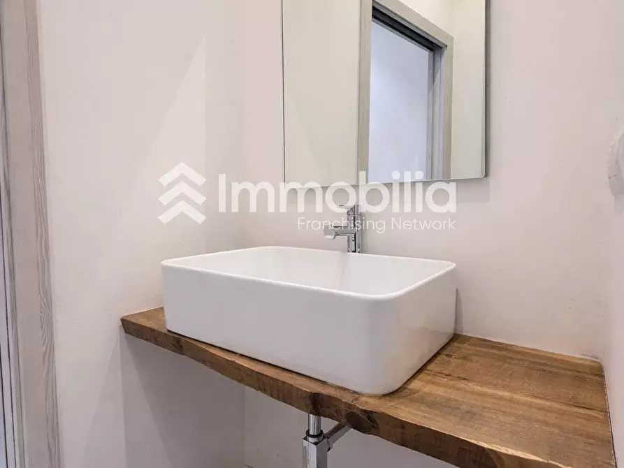 Immagine 6 di Appartamento in vendita  in Via Pollenzo 47 a Torino