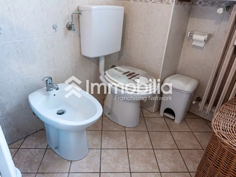 Immagine 15 di Appartamento in vendita  in Via Borriana 9 a Torino