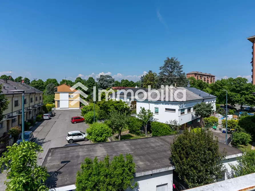 Immagine 32 di Villa in vendita  in Via Guido Reni 96 a Torino