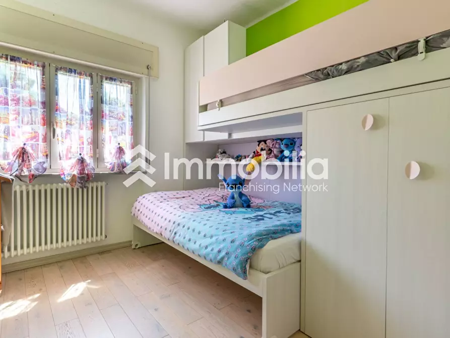 Immagine 18 di Villa in vendita  in Via Guido Reni 96 a Torino