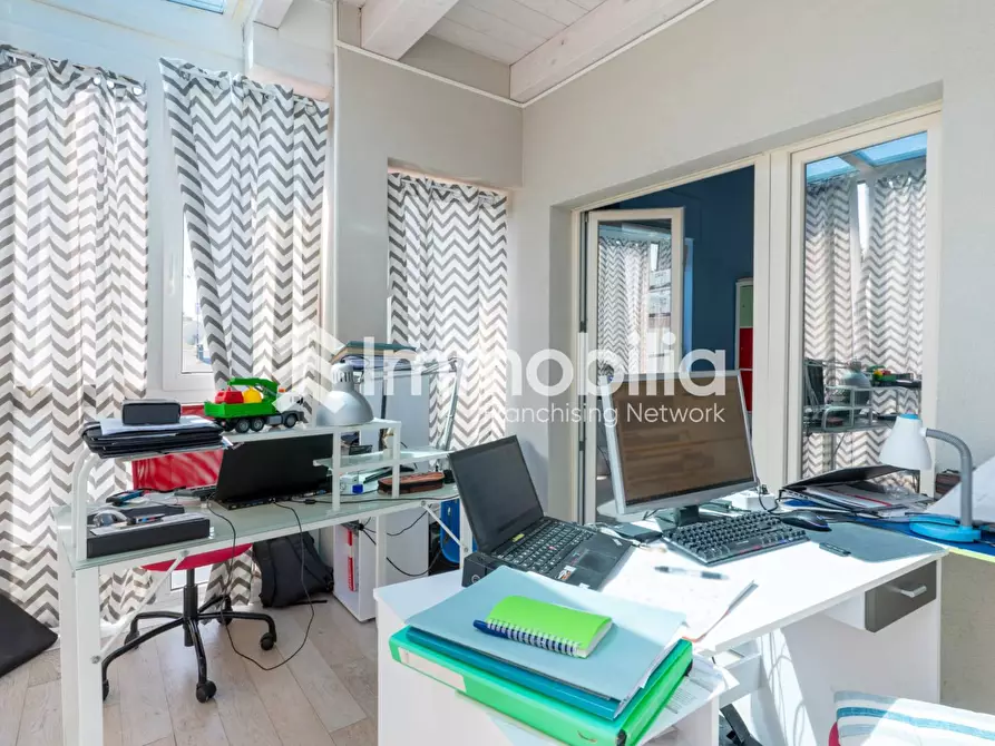 Immagine 34 di Villa in vendita  in Via Guido Reni 96 a Torino